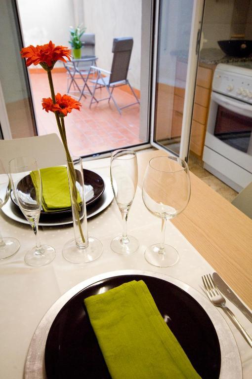 Apartments Figueres Фигерас Стая снимка