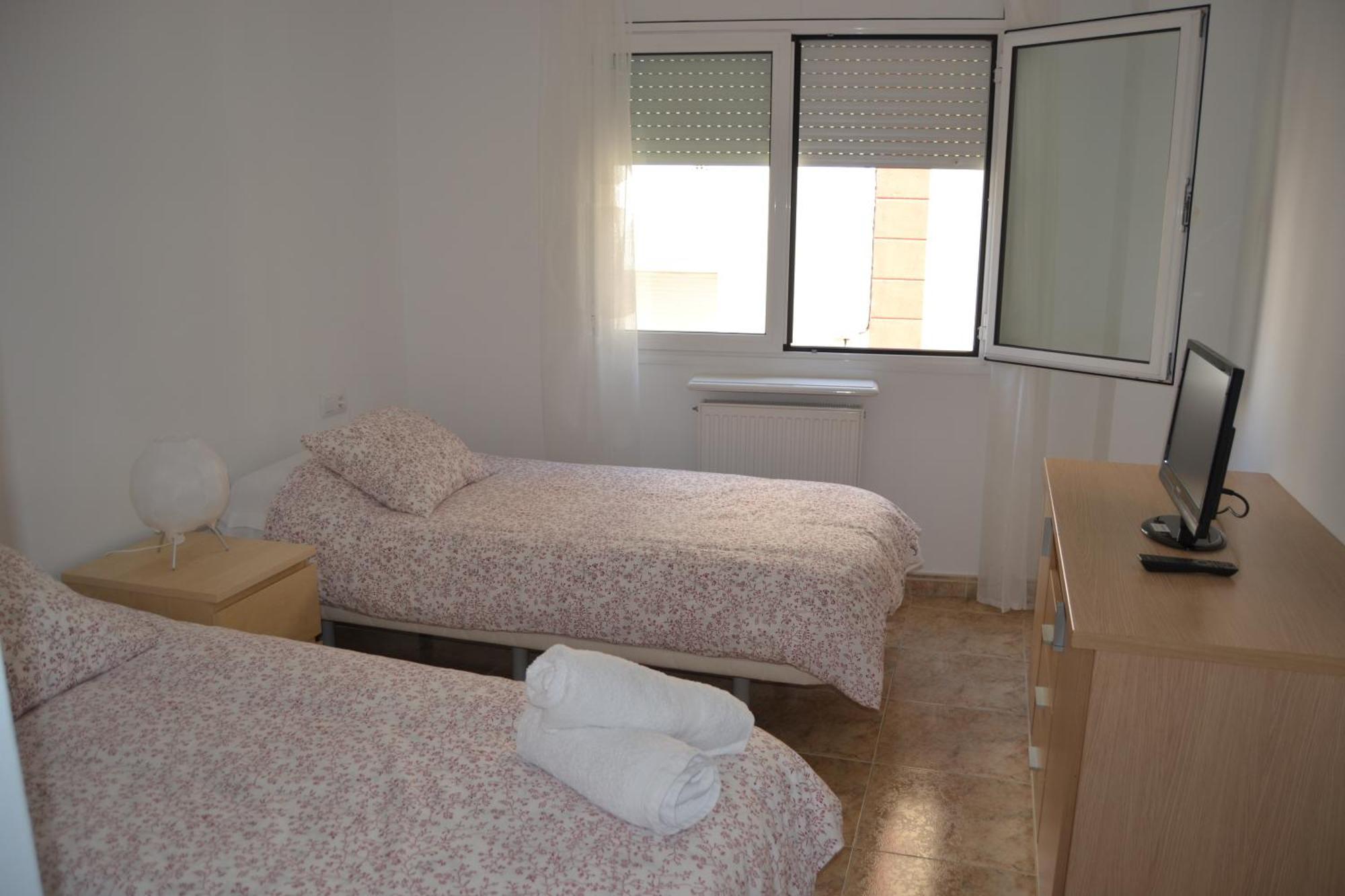 Apartments Figueres Фигерас Екстериор снимка