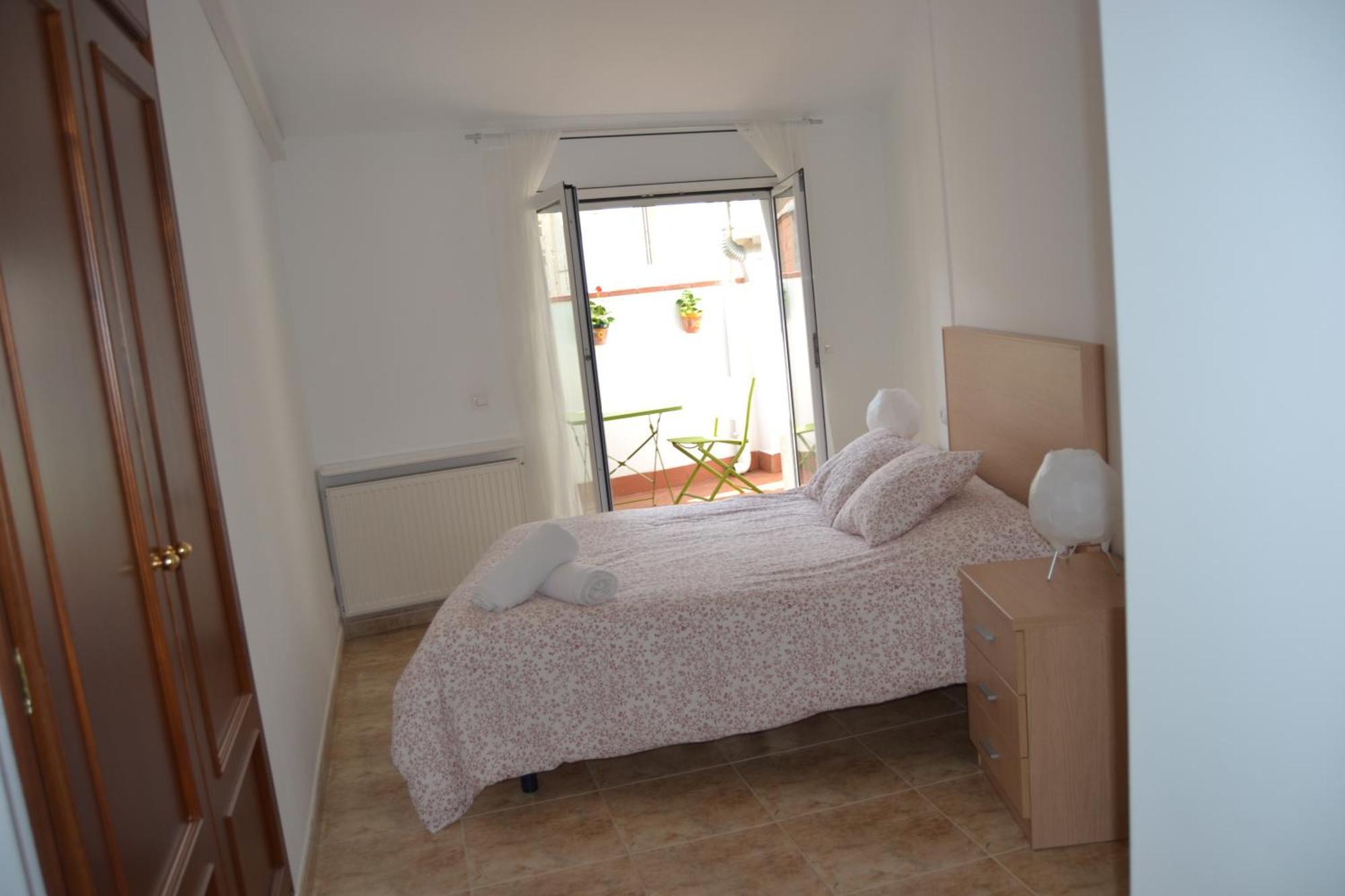 Apartments Figueres Фигерас Екстериор снимка