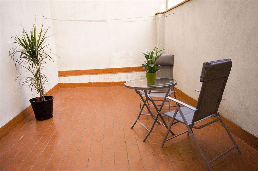Apartments Figueres Фигерас Екстериор снимка